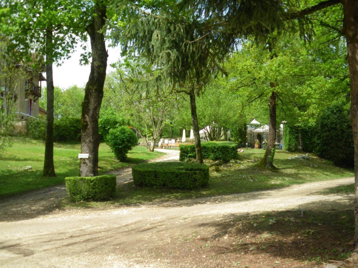 La Garenne De Morestel מראה חיצוני תמונה